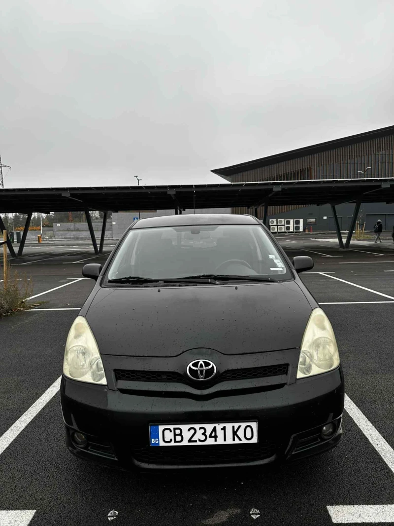 Toyota Corolla verso 2.2 177 D-4D, снимка 3 - Автомобили и джипове - 52417355