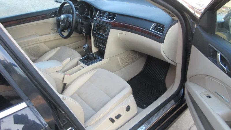 Skoda Superb 2.0-TDI-4x4-170HP, снимка 12 - Автомобили и джипове - 52812403