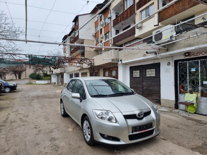 Toyota Auris 1.4 D4D , снимка 4 - Автомобили и джипове - 53372655