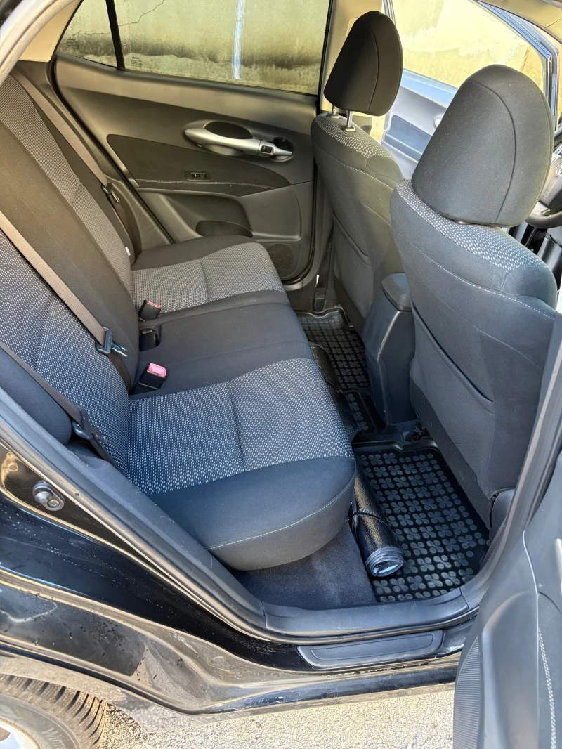 Toyota Auris 2.0 d126кс. , снимка 9 - Автомобили и джипове - 53395373