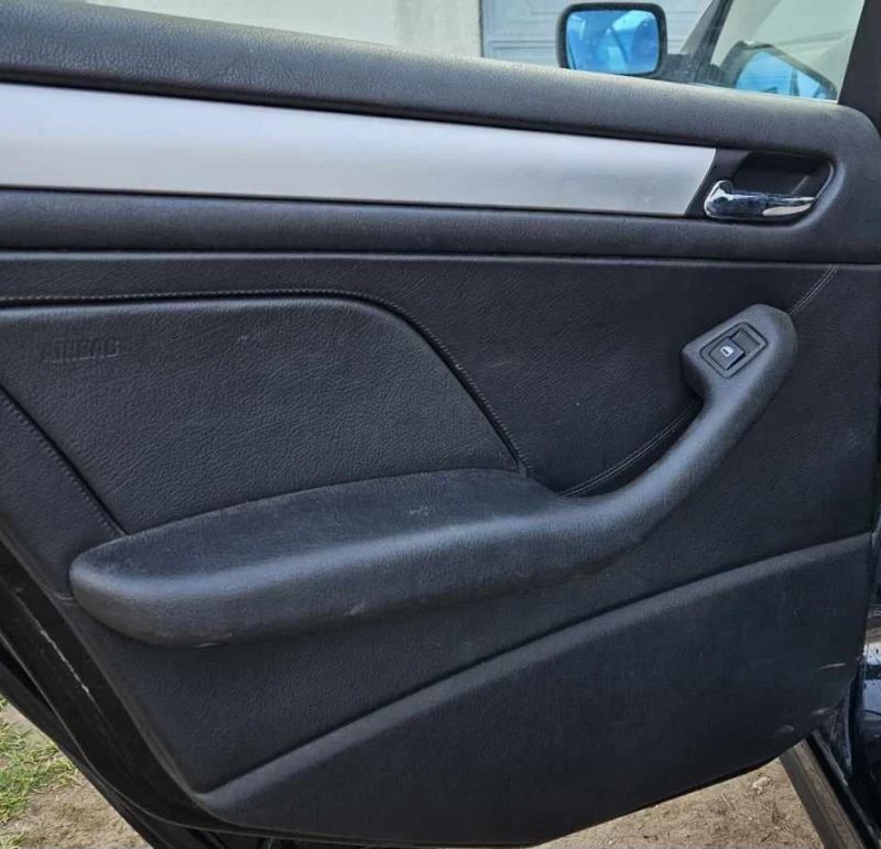 BMW 330, снимка 6 - Автомобили и джипове - 53477735