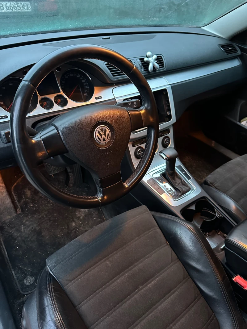 VW Passat Цял, снимка 4 - Автомобили и джипове - 53596929