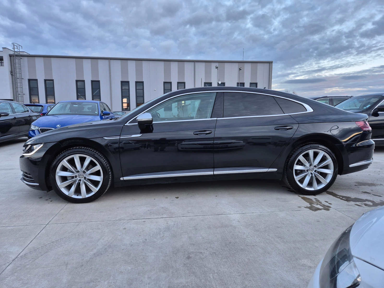 VW Arteon ELEGANCE-НОВ-2.0-ТDI-A/T - изображение 2