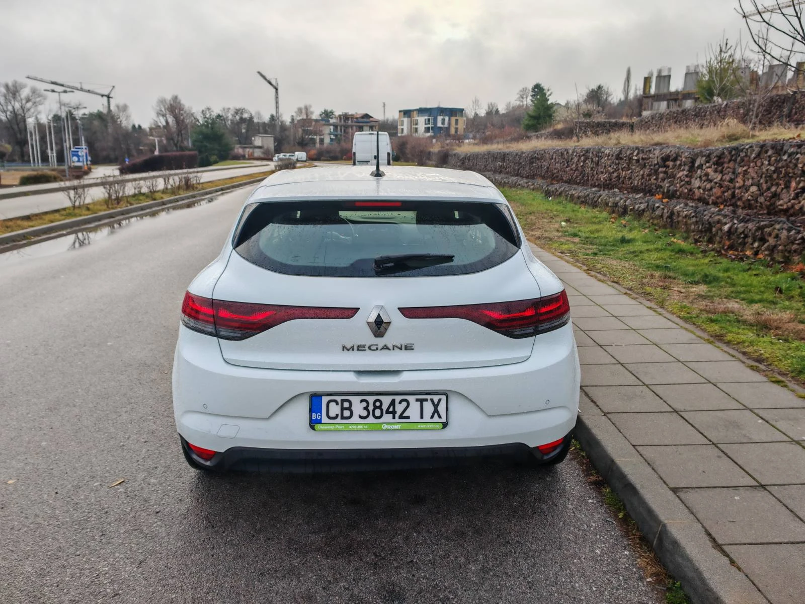 Renault Megane IV, 1990лв за получаване, 1.3TCe hatch-Equilibre - изображение 6