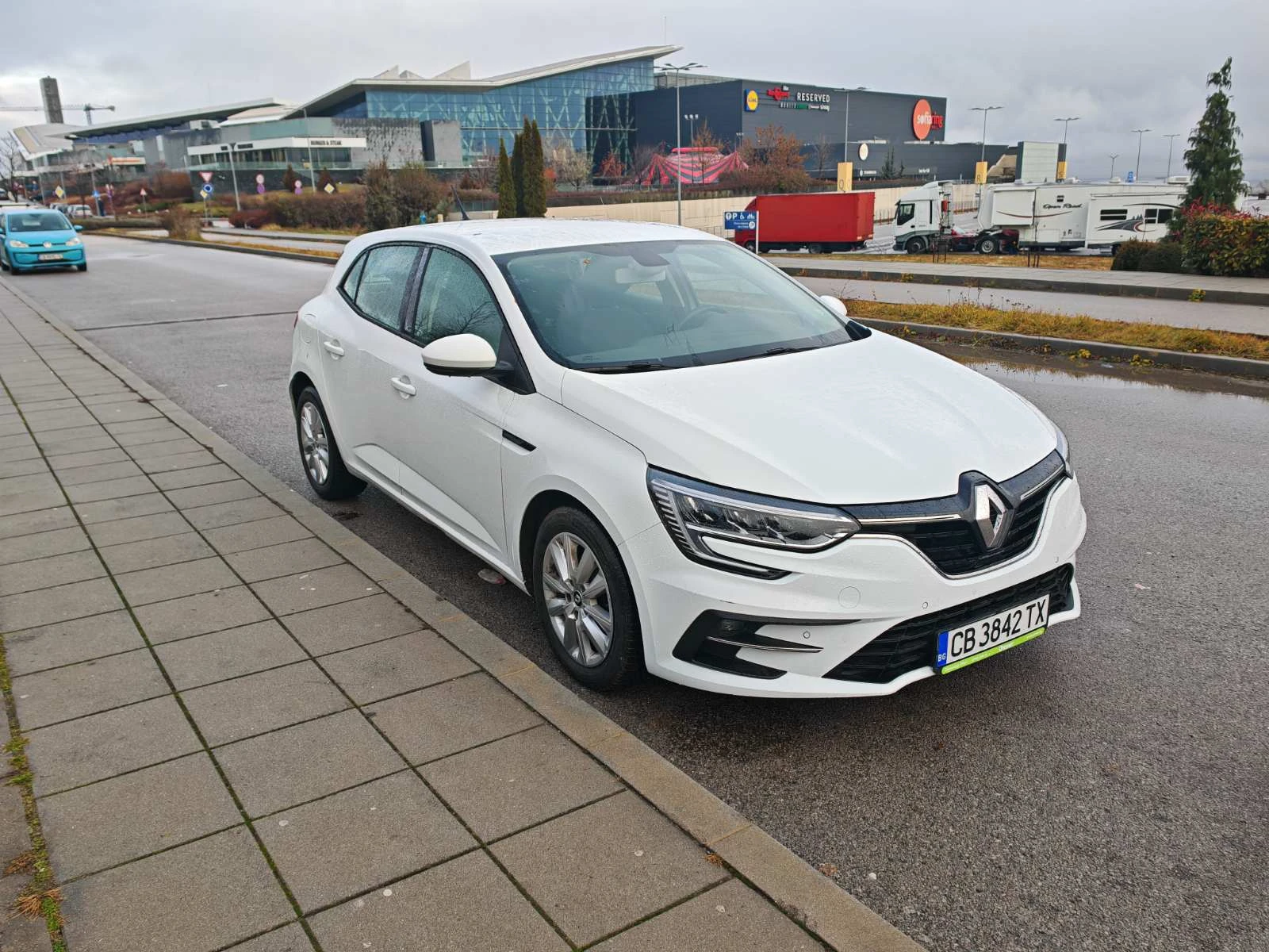 Renault Megane IV, 1990лв за получаване, 1.3TCe hatch-Equilibre - изображение 3