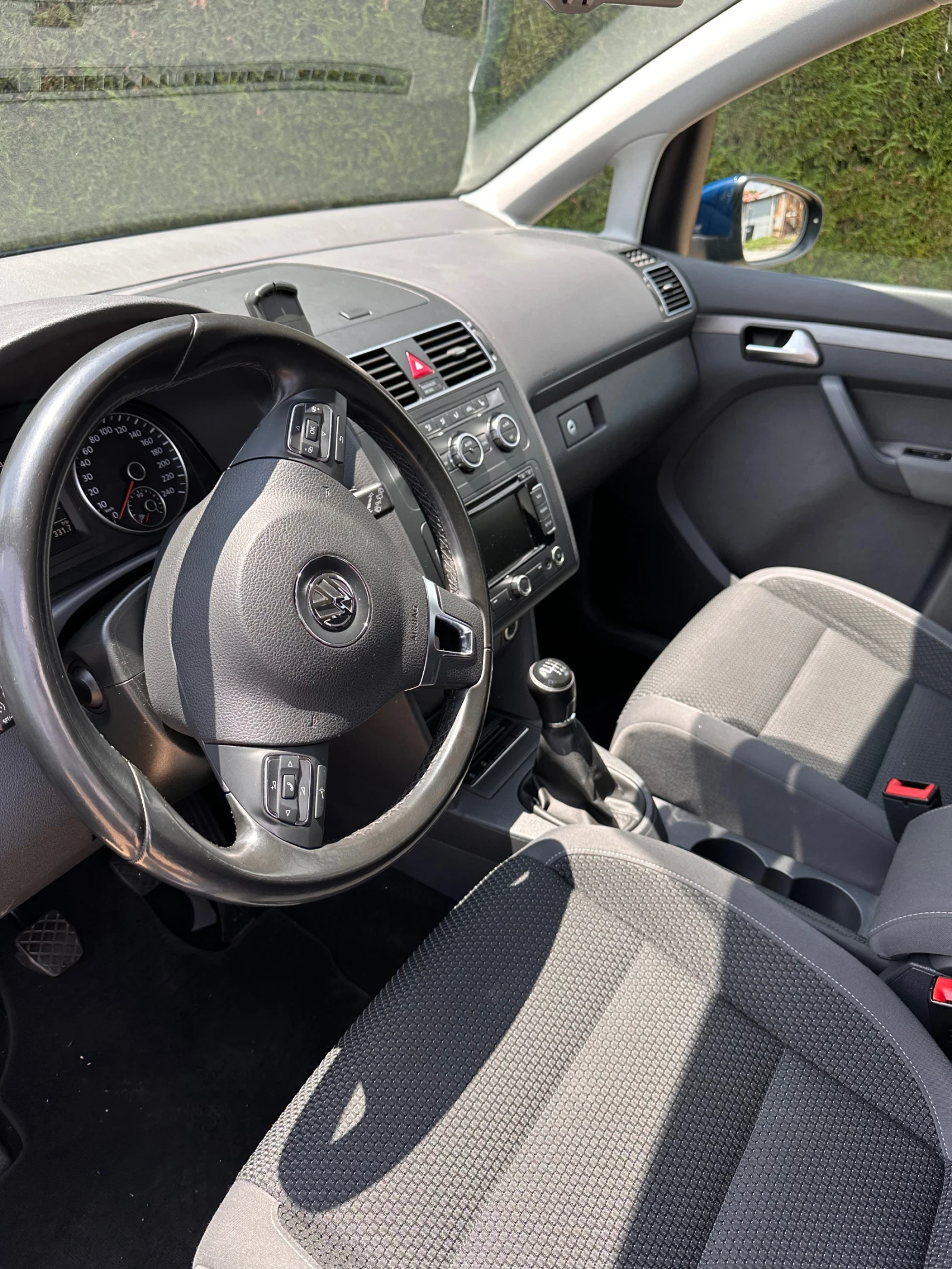 VW Touran  - изображение 9