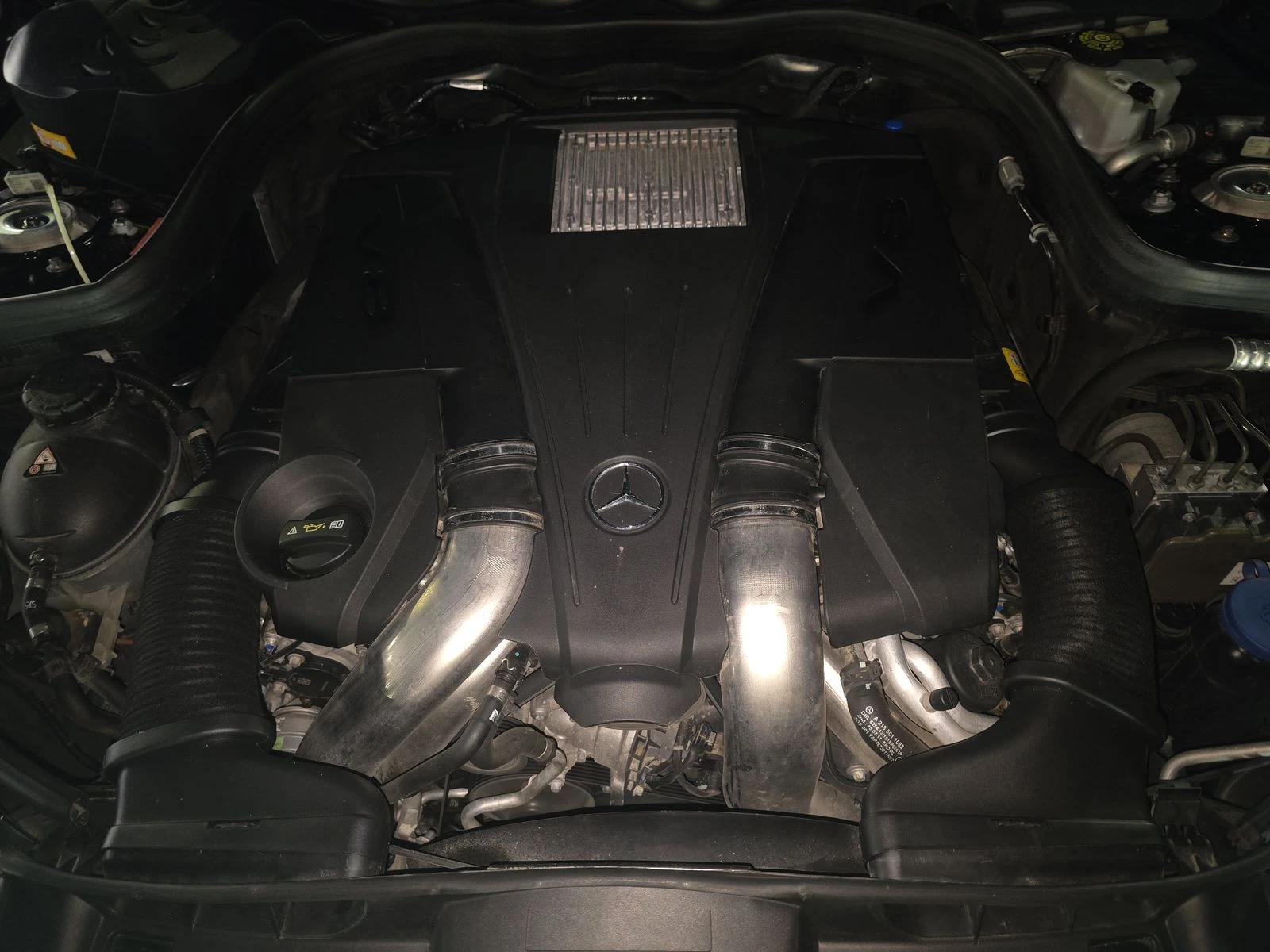 Mercedes-Benz E 500 4MATIC* DISTRONIC* KEYLESS* Lane Keeping* Blind Sp | Mobile.bg   12