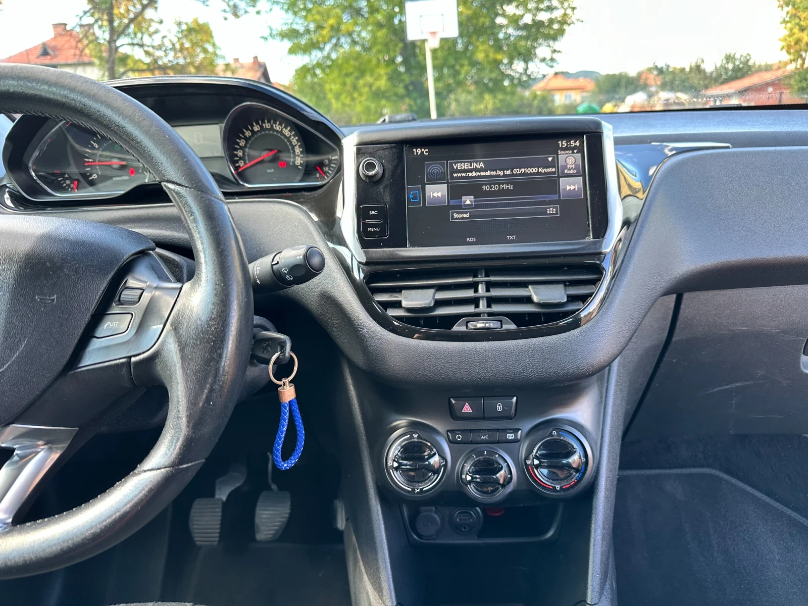 Peugeot 208 Газ - изображение 8