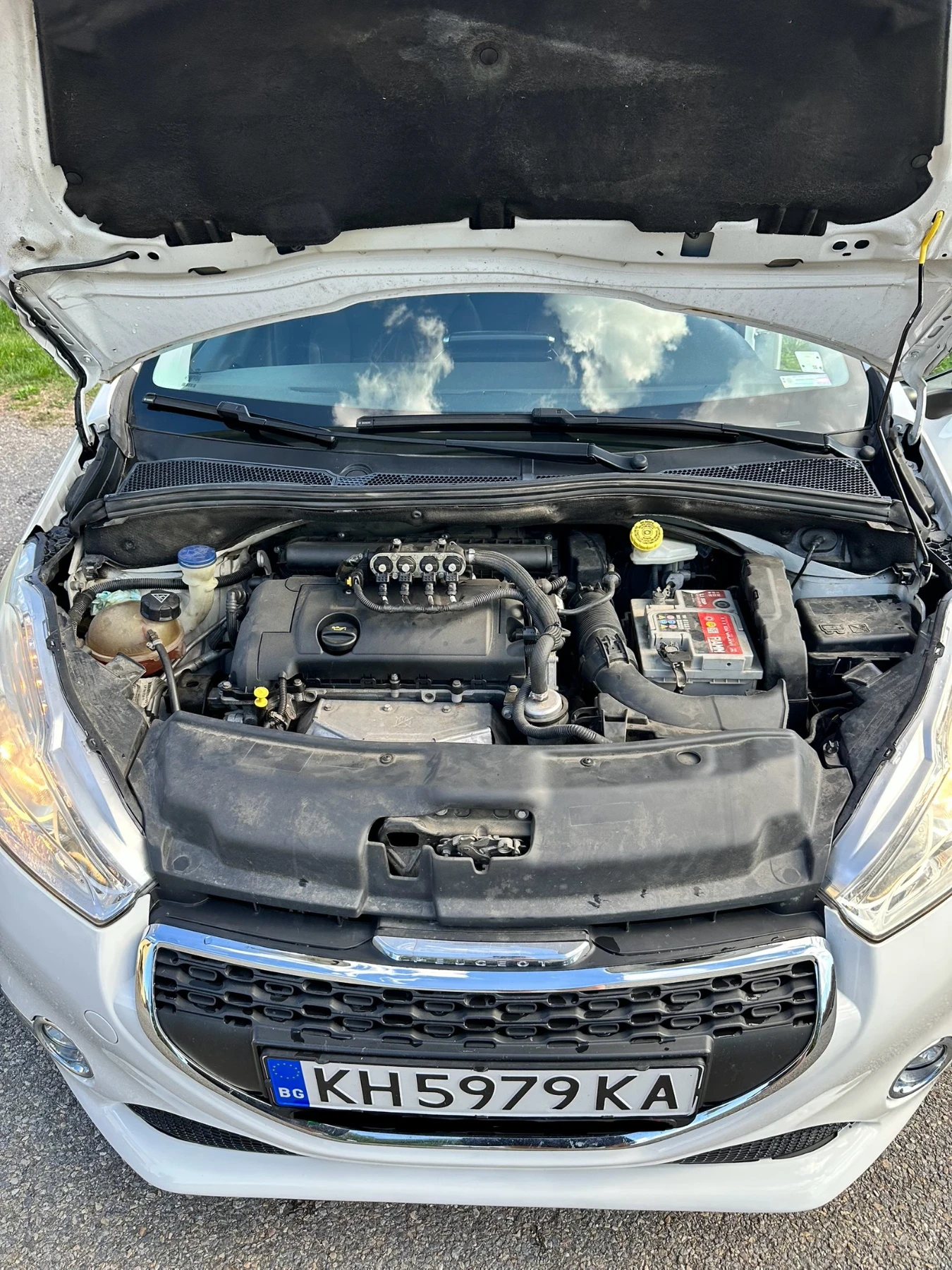 Peugeot 208  | Mobile.bg   12