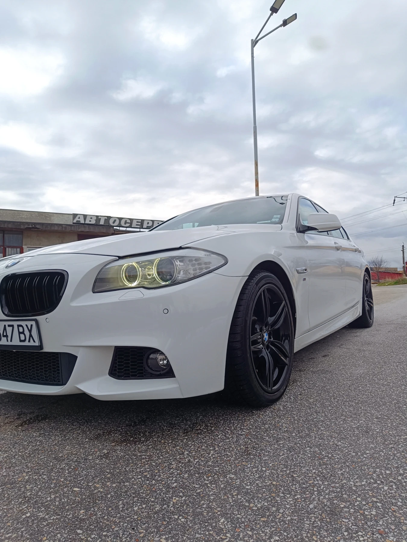 BMW 525 BMW F10 525d  3. 0 / 204 к. с. - изображение 3