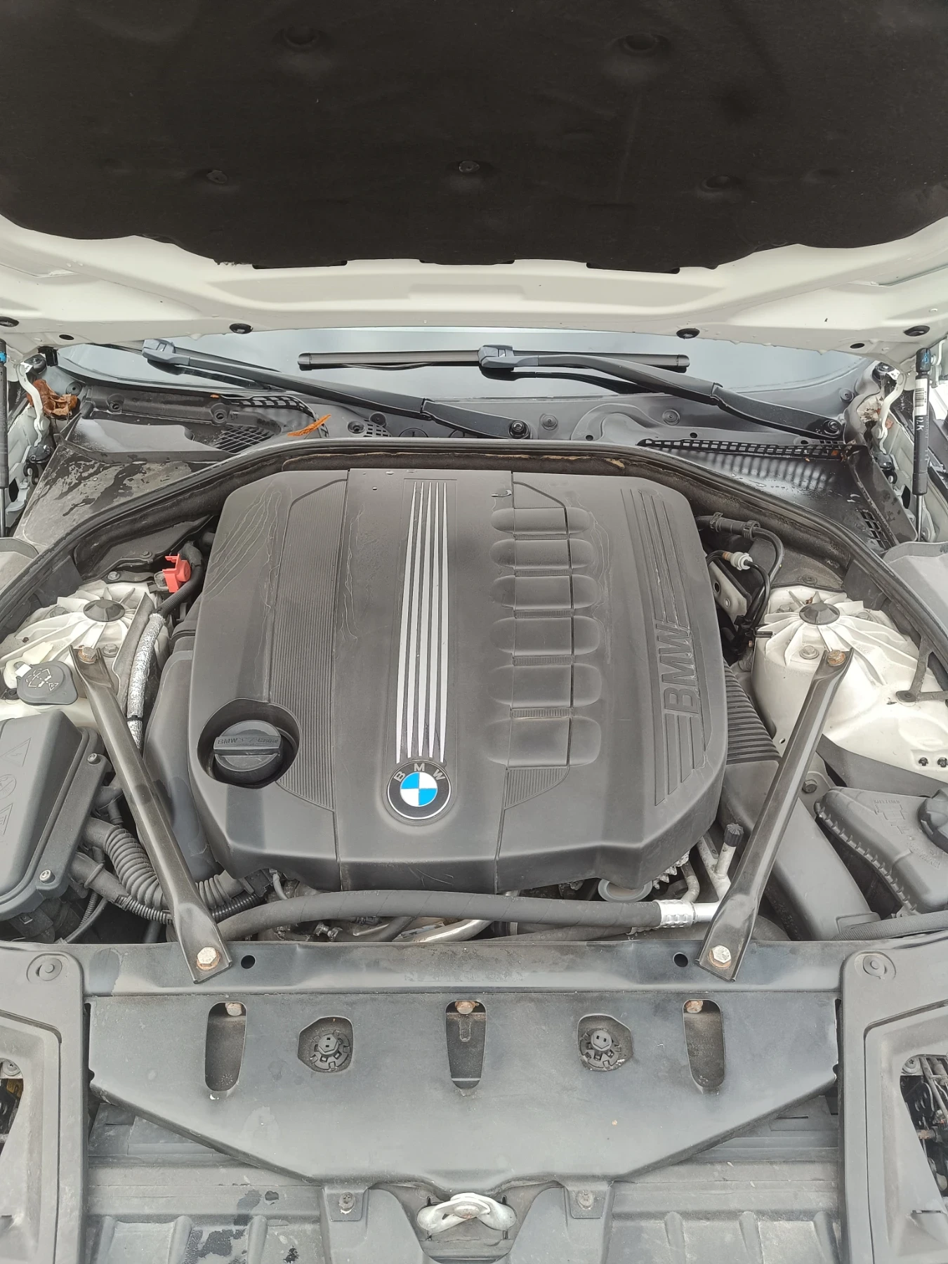 BMW 525 BMW F10 525d  3. 0 / 204 �. �. | Mobile.bg � ����������� 15