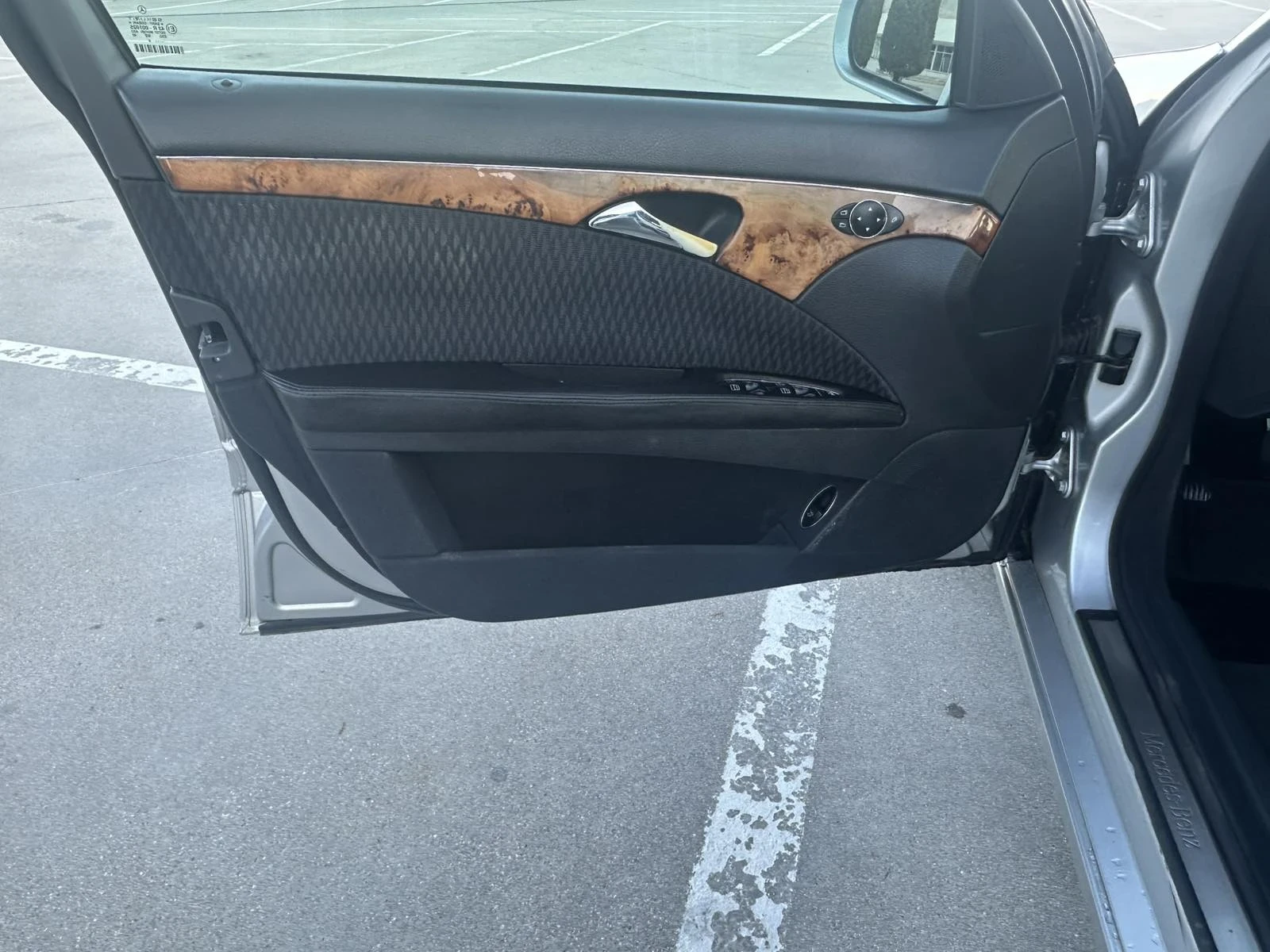 Mercedes-Benz E 220  - изображение 8