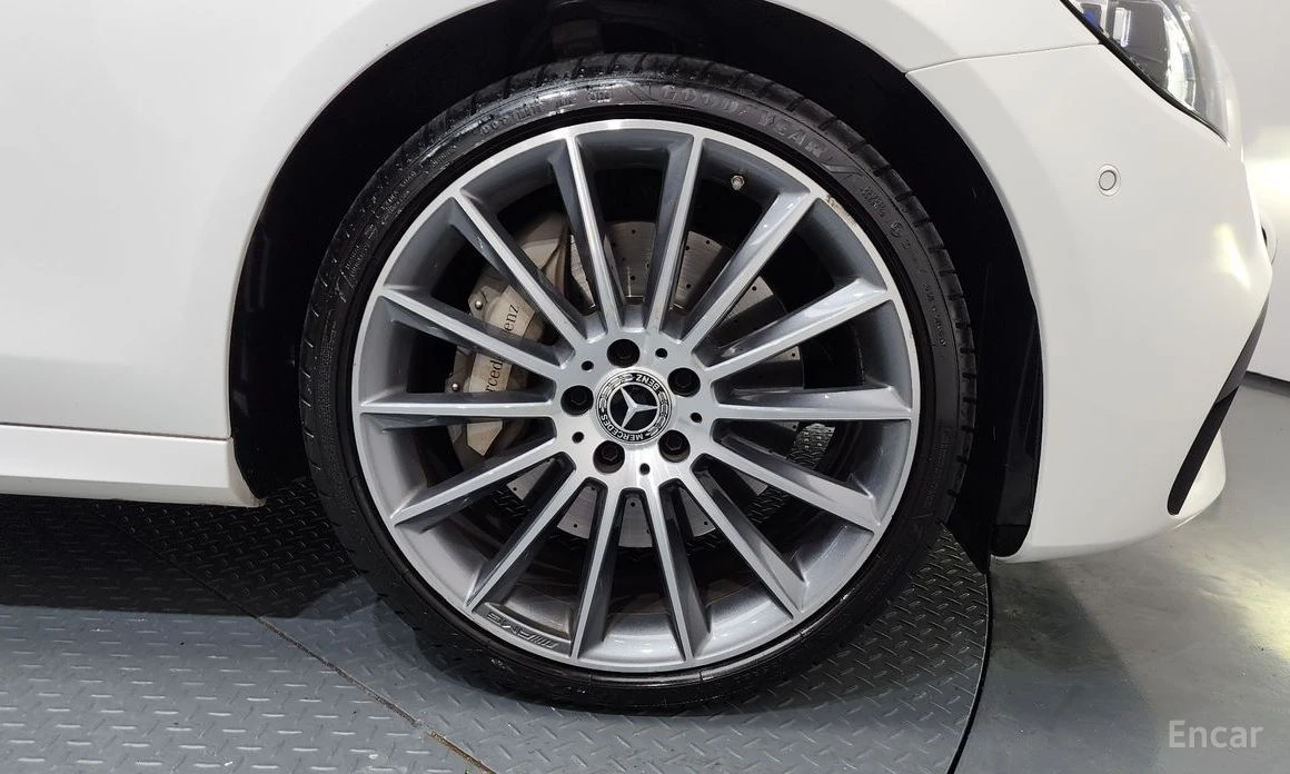 Mercedes-Benz E 350, снимка 5 - Автомобили и джипове - 54065526