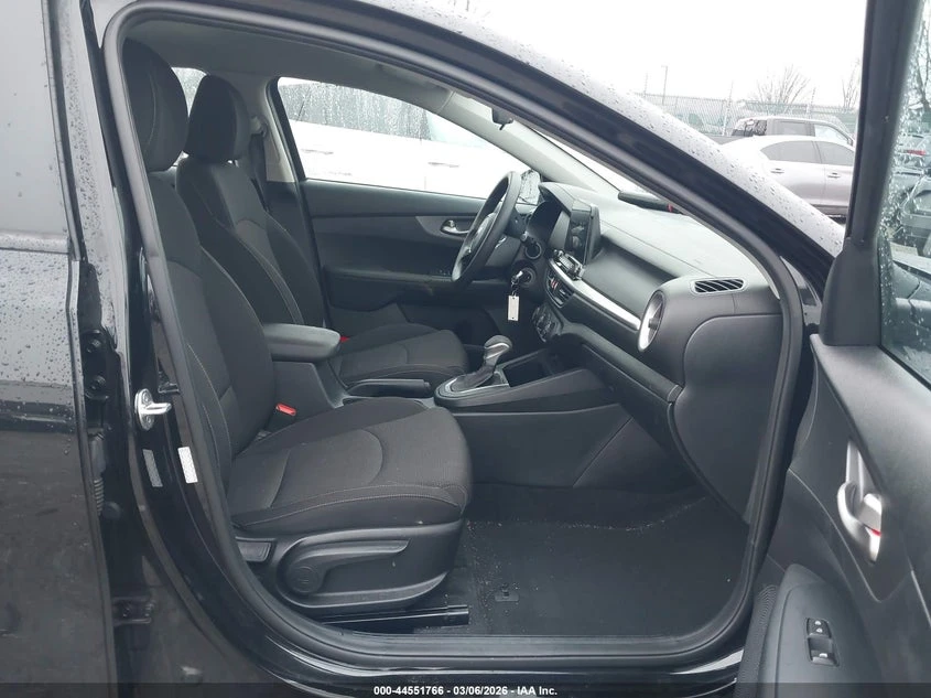 Kia Forte 2.0l Lxs* ������ ���� �� ��* ����� �� ���*  | Mobile.bg � ����������� 5