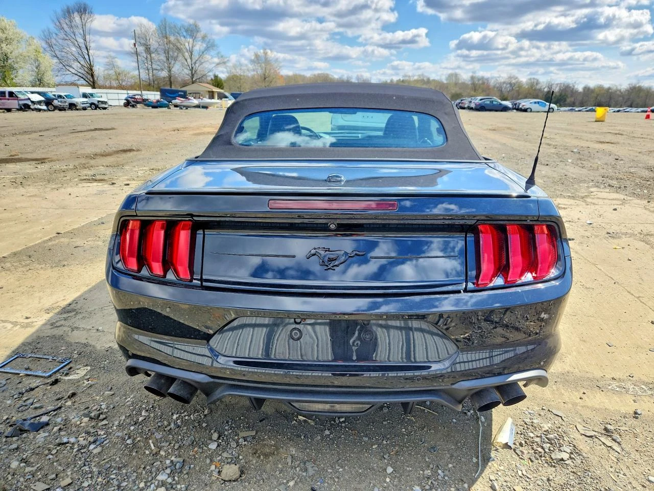 Ford Mustang 2.3l EcoBoost Convertible, снимка 6 - Автомобили и джипове - 54389974