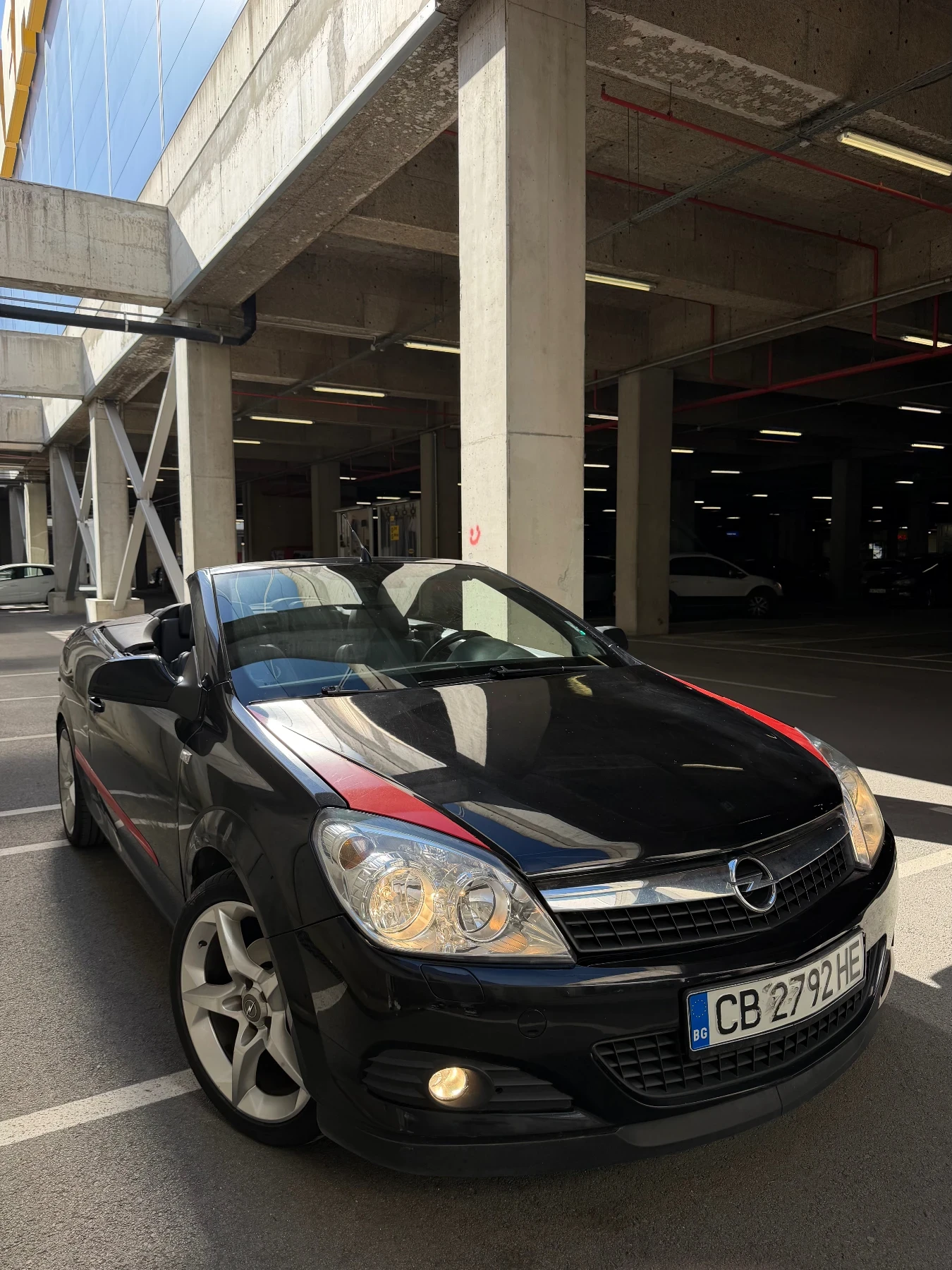 Opel Astra TwinTop 1.8 Ръчка Кабрио ГАЗ ПОДГРЕВ KEYLESS, снимка 5 - Автомобили и джипове - 54991467