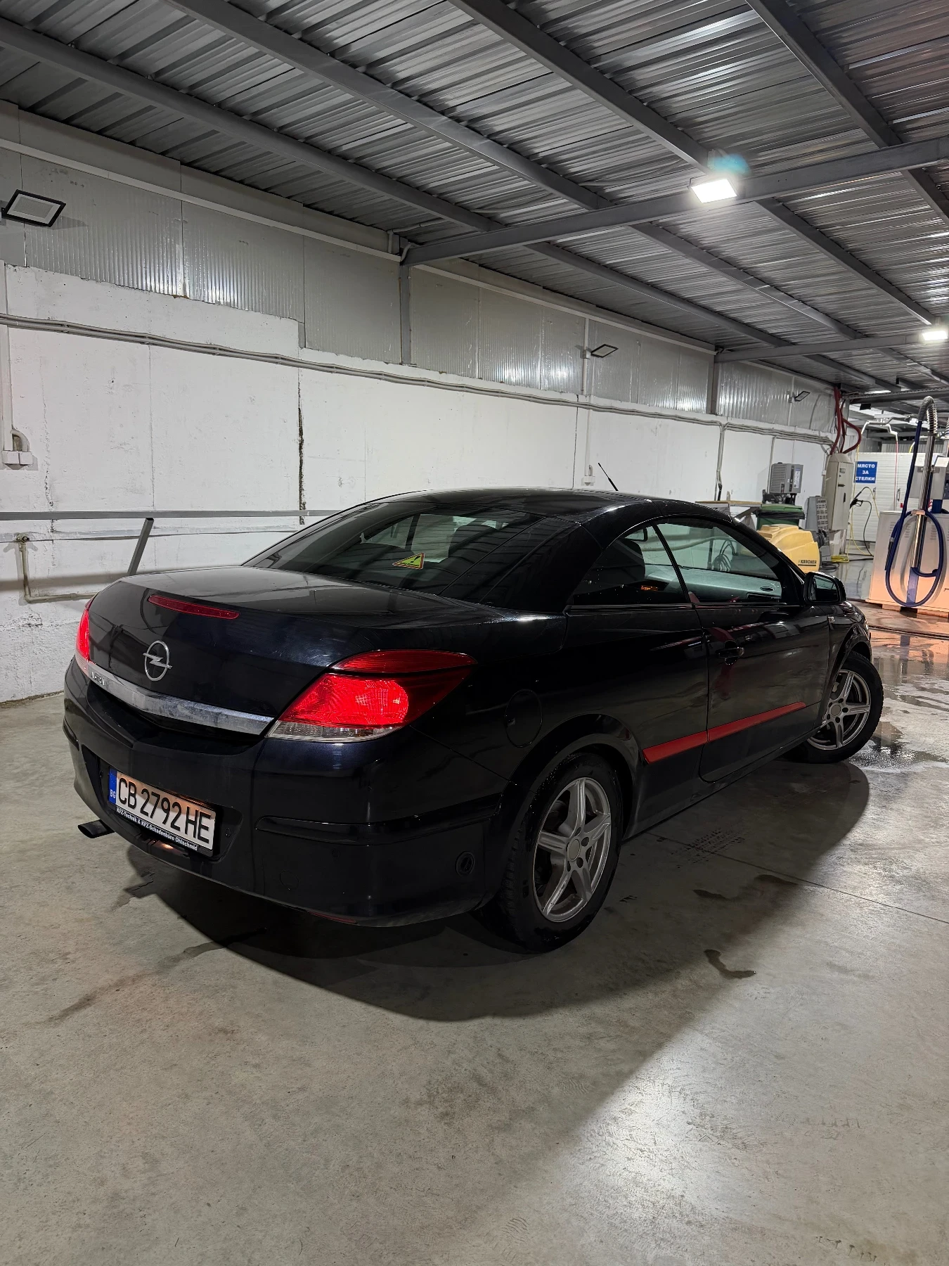 Opel Astra TwinTop 1.8 Ръчка Кабрио ГАЗ ПОДГРЕВ KEYLESS, снимка 6 - Автомобили и джипове - 54457607