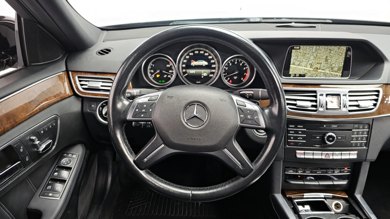 Mercedes-Benz E 350 4MATIC ELEGANCE| ПОДГРЕВ| КАМЕРА| KEYLESS| , снимка 8 - Автомобили и джипове - 54777411