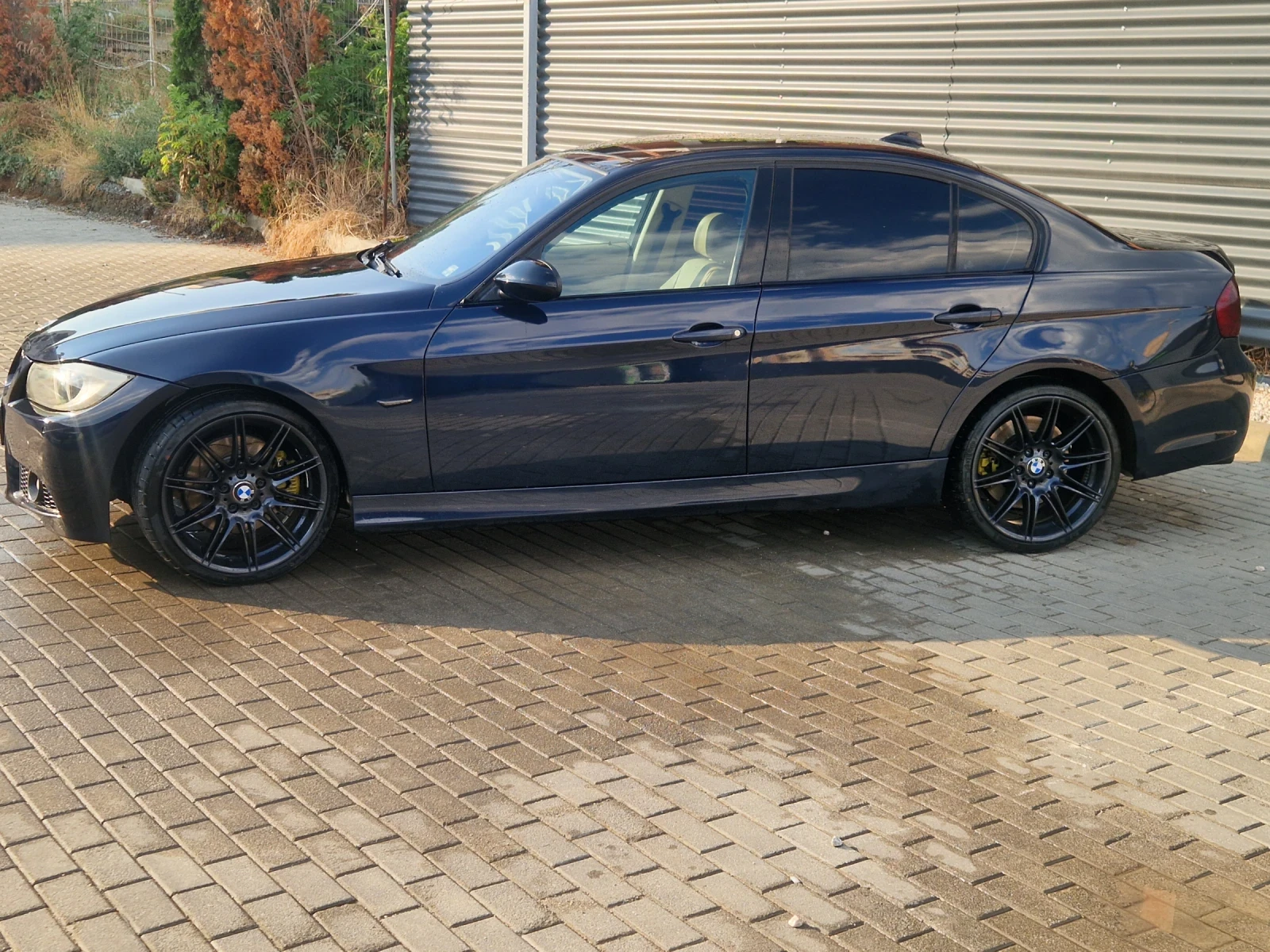 BMW 330 330 d, снимка 15 - Автомобили и джипове - 55538145