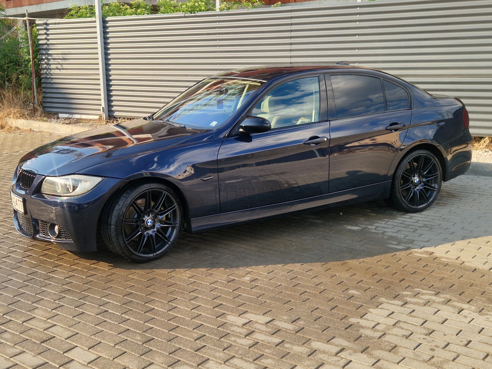 BMW 330 330 d, снимка 17 - Автомобили и джипове - 55538145