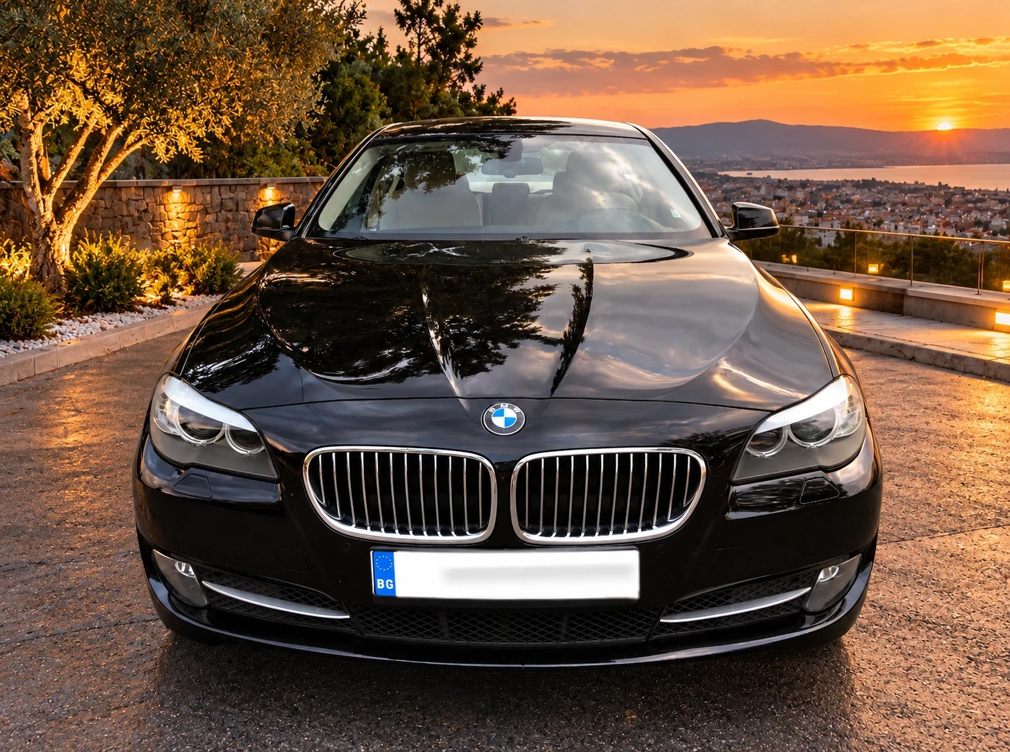 BMW 530 xDrive 3.0d 258кс| M-SPORT | 360 CAMERA | ОБСЛУЖЕН