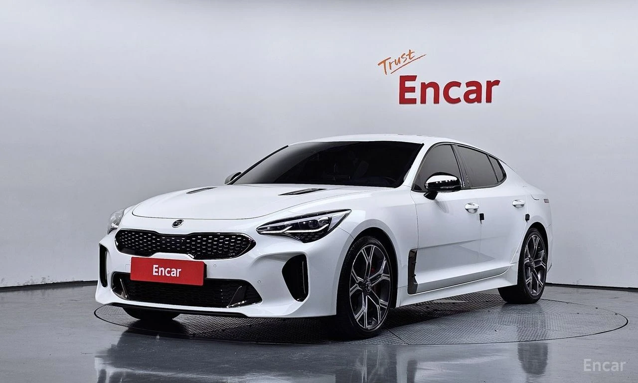 Kia Stinger 3.3* GT* TURBO* ОБДУХВАНЕ* ХЕДЪП* КАМЕРА* 