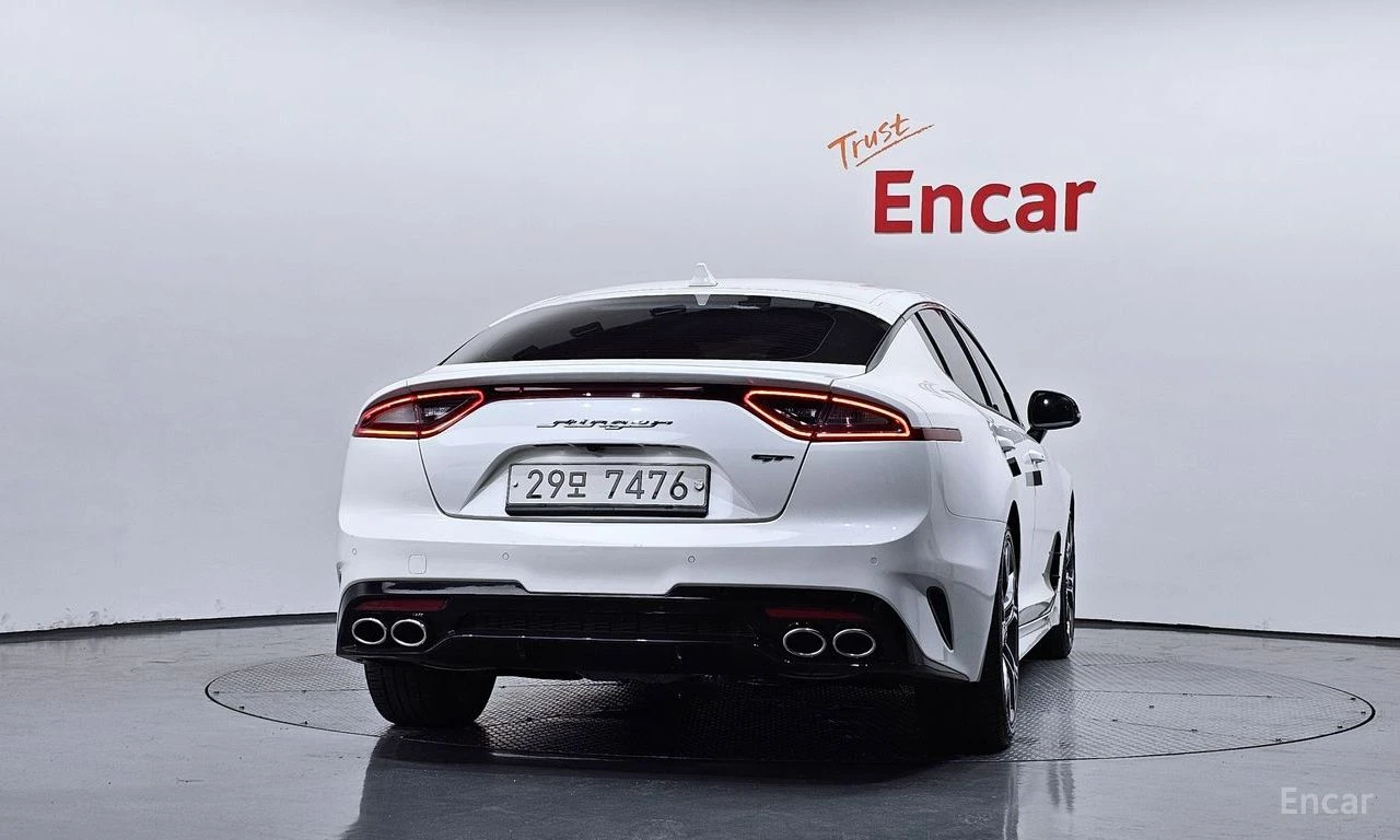 Kia Stinger 3.3* GT* TURBO* ОБДУХВАНЕ* ХЕДЪП* КАМЕРА* , снимка 4 - Автомобили и джипове - 55743029