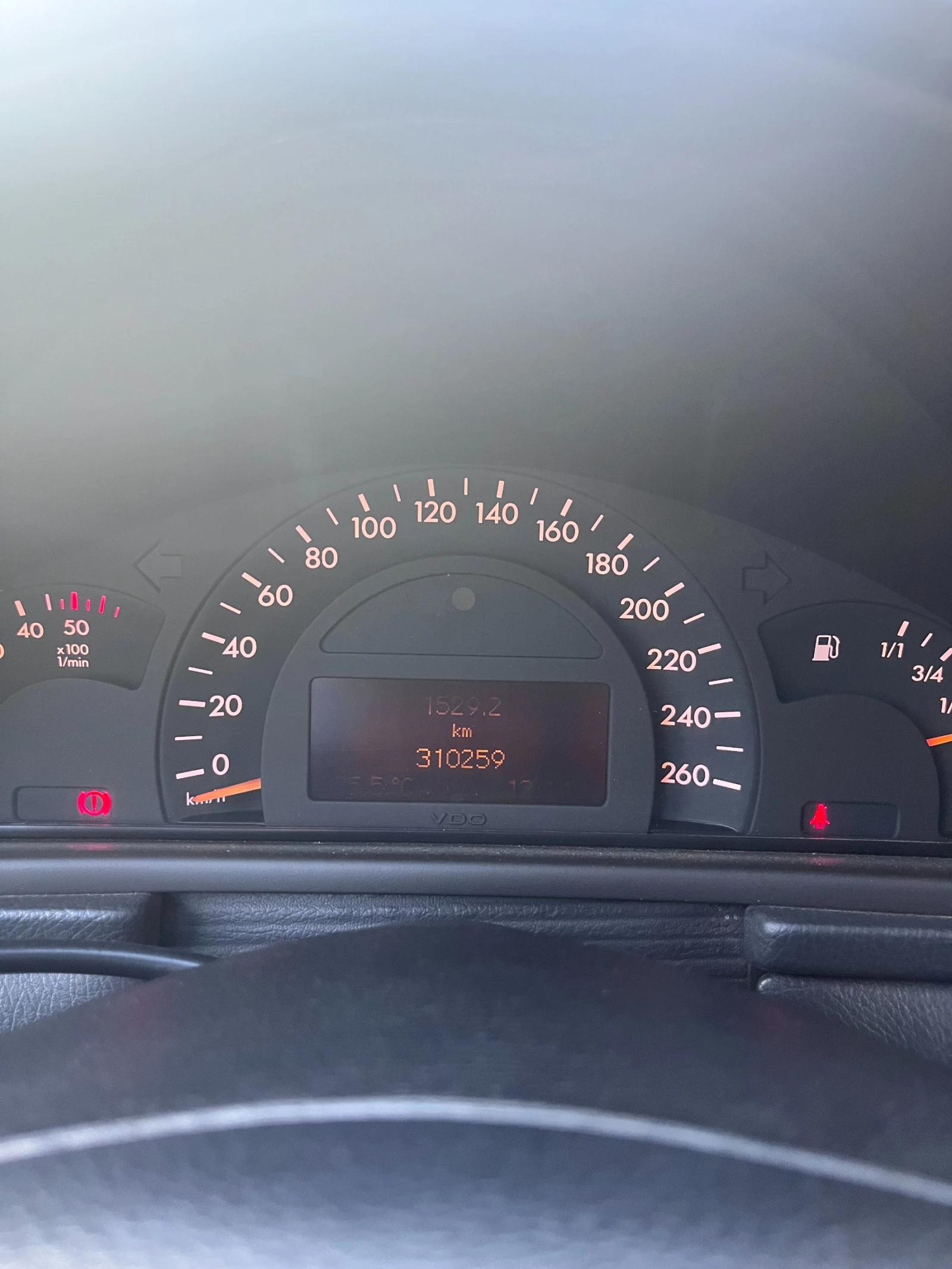 Mercedes-Benz C 200, снимка 8 - Автомобили и джипове - 55830729