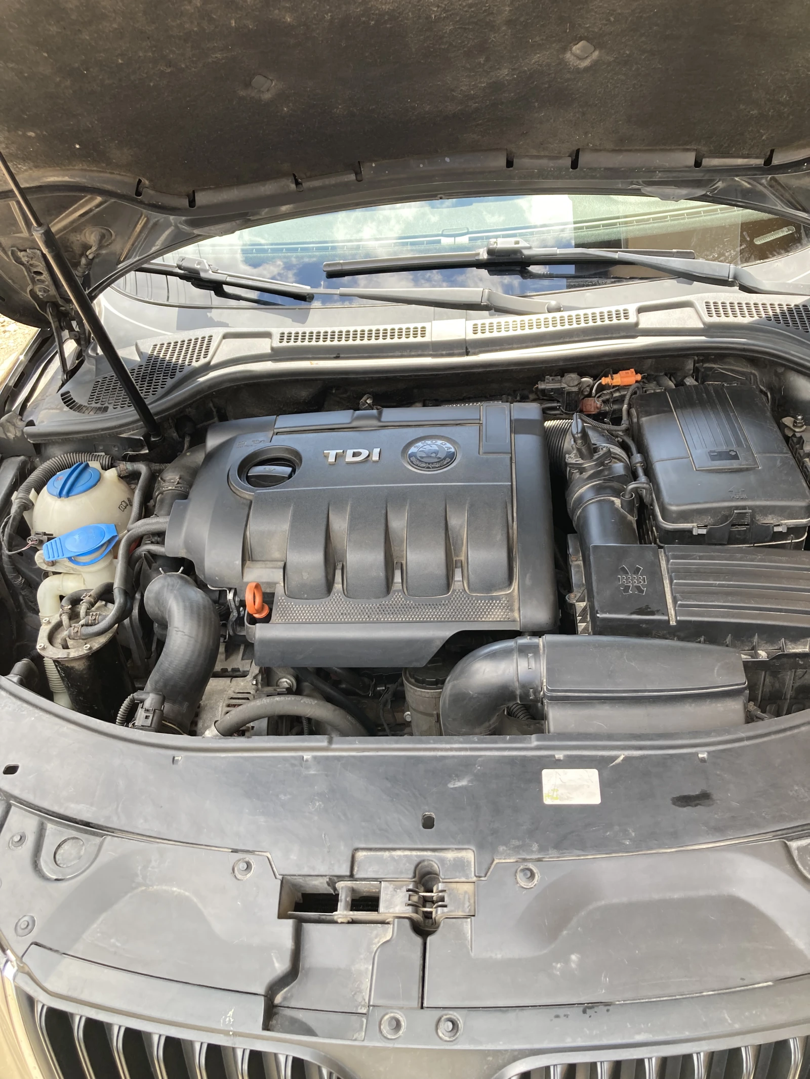 Skoda Superb Elegance 140+ hp PD, снимка 7 - Автомобили и джипове - 56074735