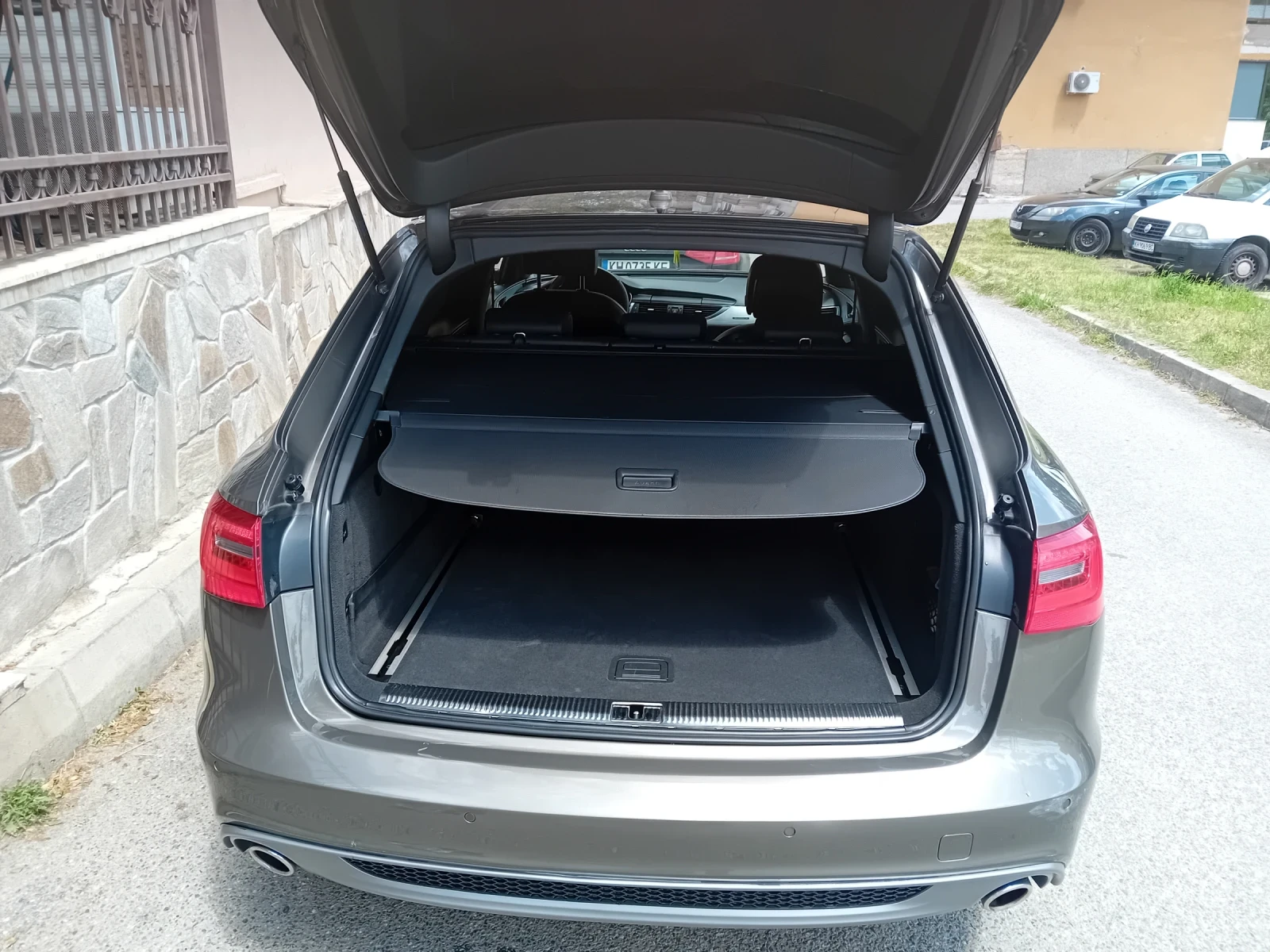 Audi A6 3.0TDI, снимка 11 - Автомобили и джипове - 56192609