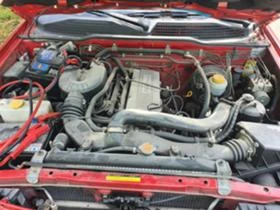 Nissan Terrano 2,4i, снимка 7