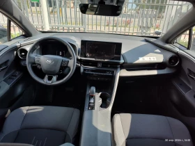 Toyota C-HR 2.0 PHEV, снимка 8