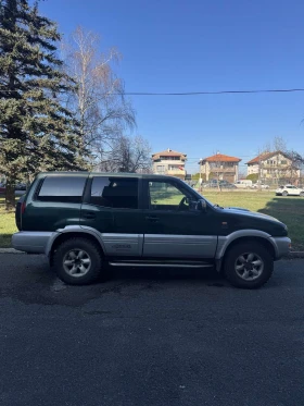 Nissan Terrano 2.7 , снимка 2