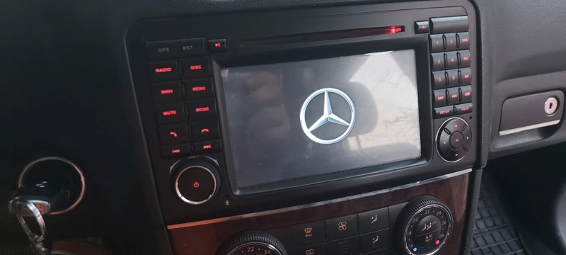 Mercedes-Benz ML 320, снимка 8 - Автомобили и джипове - 47226196