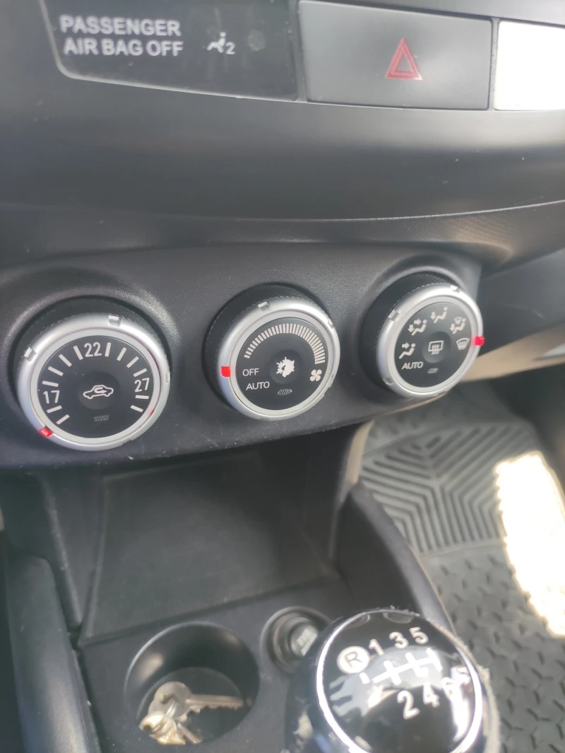 Peugeot 4007, снимка 12 - Автомобили и джипове - 52791922