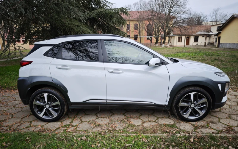 Hyundai Kona 1.6 CRDI, снимка 3 - Автомобили и джипове - 53181238