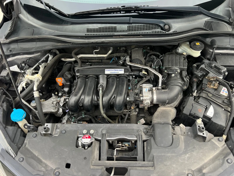 Honda Hr-v 1.5I-VTEC, EXECUTIVE-FULL SERVICE HONDA-KATO HOB!!, снимка 16 - Автомобили и джипове - 53564531