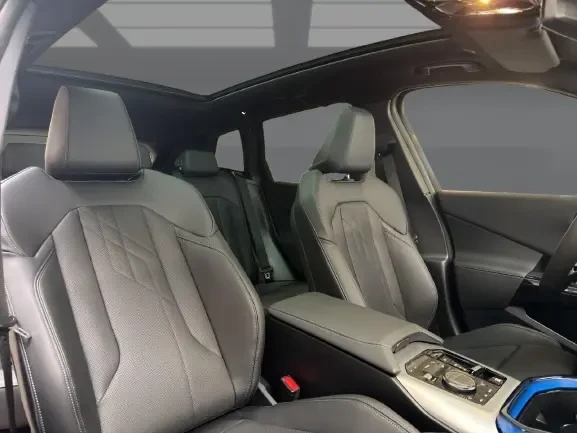 BMW X3 30e xDrive M-Sport Pro = NEW = Гаранция, снимка 7 - Автомобили и джипове - 53271374