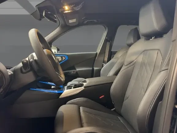 BMW X3 30e xDrive M-Sport Pro = NEW = Гаранция, снимка 4 - Автомобили и джипове - 53271374