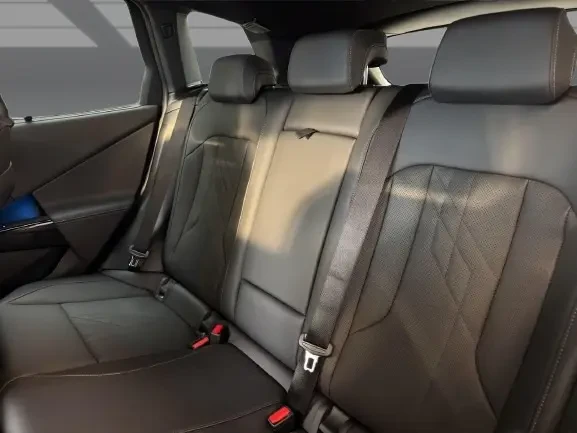 BMW X3 30e xDrive M-Sport Pro = NEW = Гаранция, снимка 11 - Автомобили и джипове - 53271374