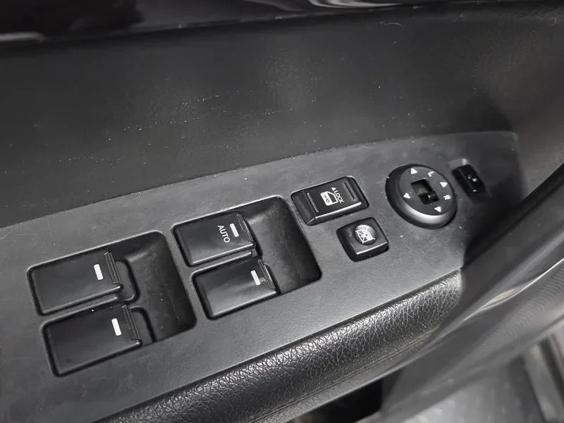 Kia Sorento 2.0 2WD, снимка 16 - Автомобили и джипове - 54264132