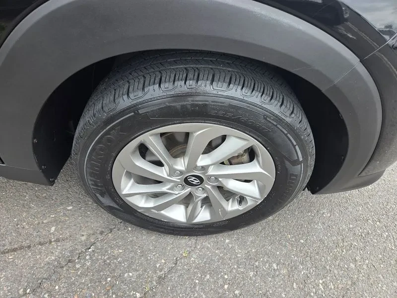 Hyundai Tucson 2.0 - САМО 30% АВАНС, снимка 15 - Автомобили и джипове - 56065851