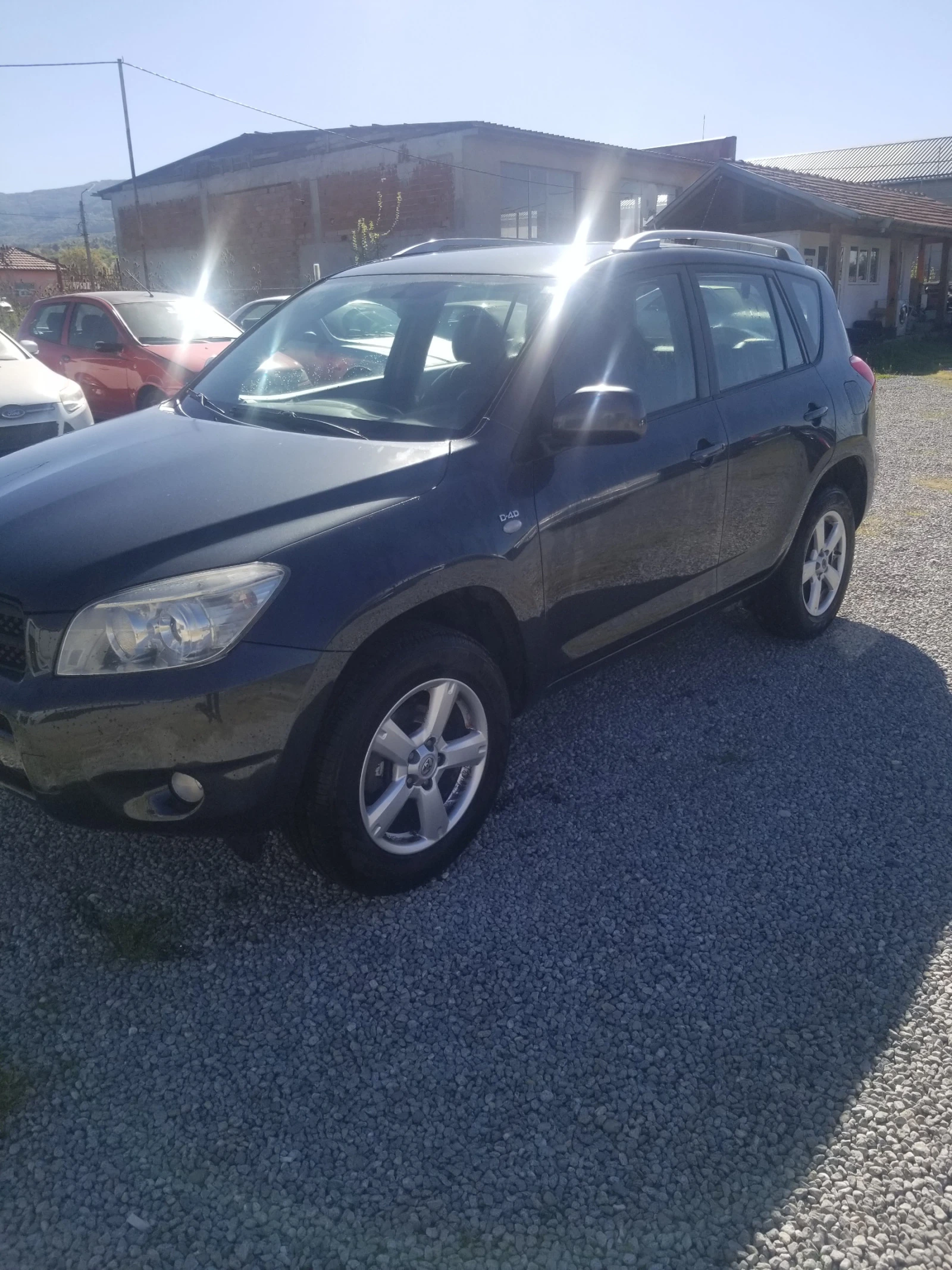 Toyota Rav4 2.2d4d - изображение 2