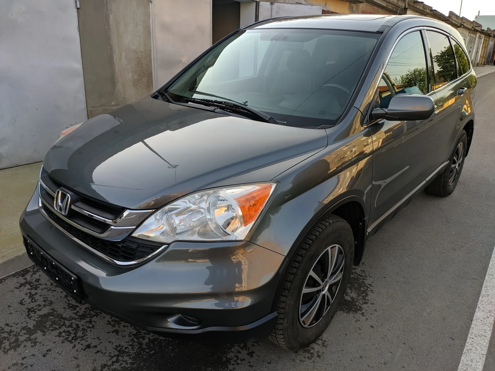 Honda Cr-v 2.4i/КОЖА/NAVI/AWD - изображение 3