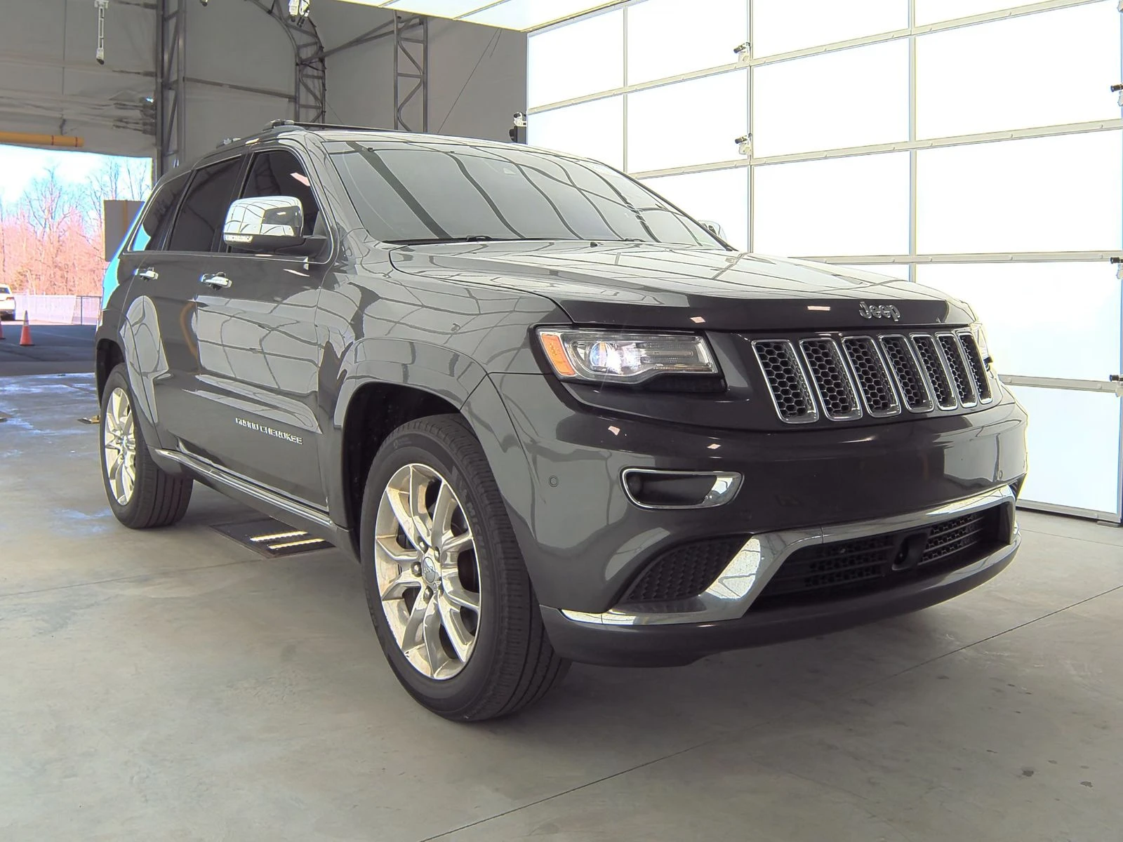 Jeep Grand cherokee 2014 Jeep Grand Cherokee Summit - изображение 4