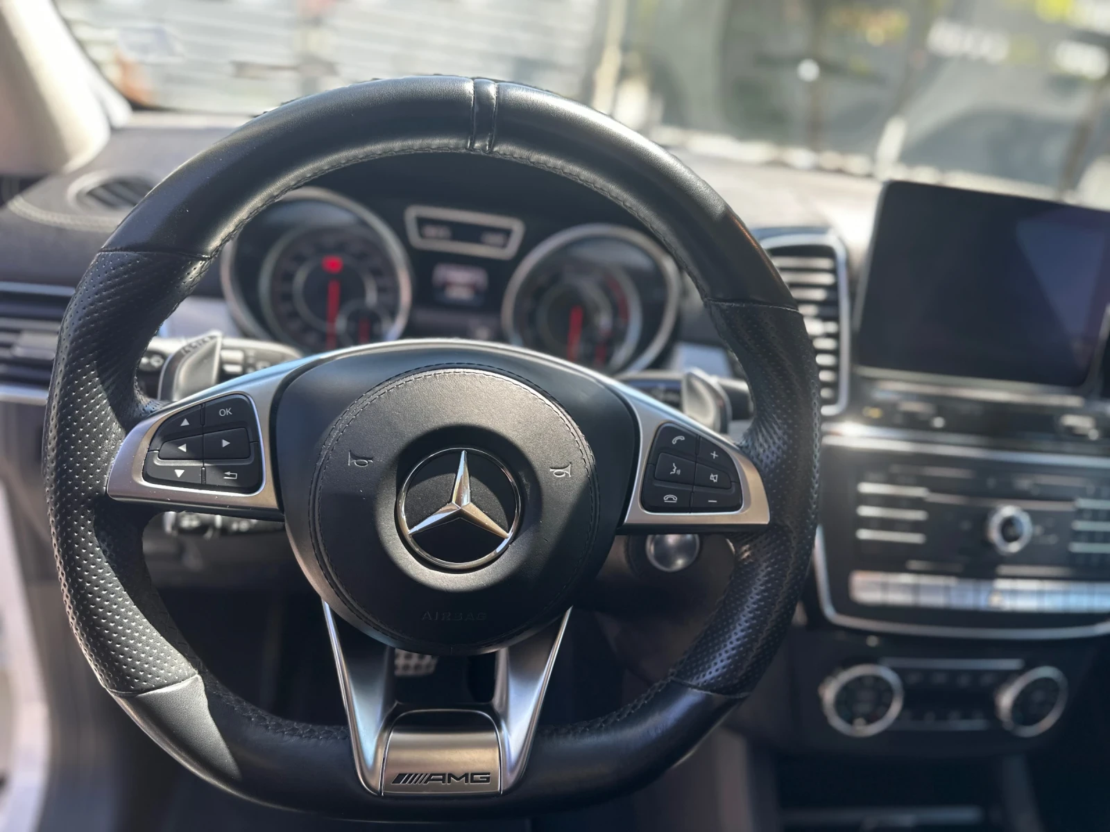 Mercedes-Benz GLS 63 AMG  - изображение 5