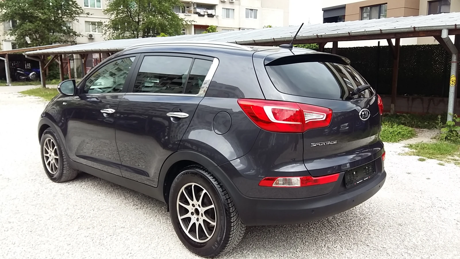 Kia Sportage 2.0crdi-4x4/Limited edition! - изображение 7