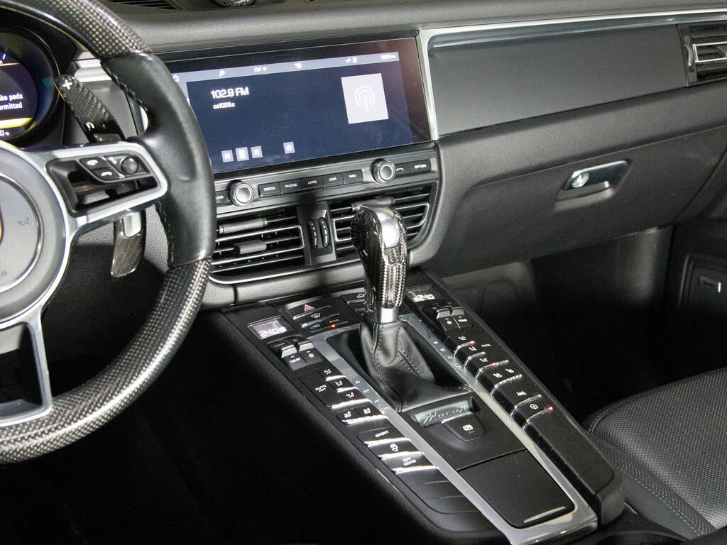Porsche Macan Distronic* Обдух* Пано* BOSE* Auto-Parking - изображение 9