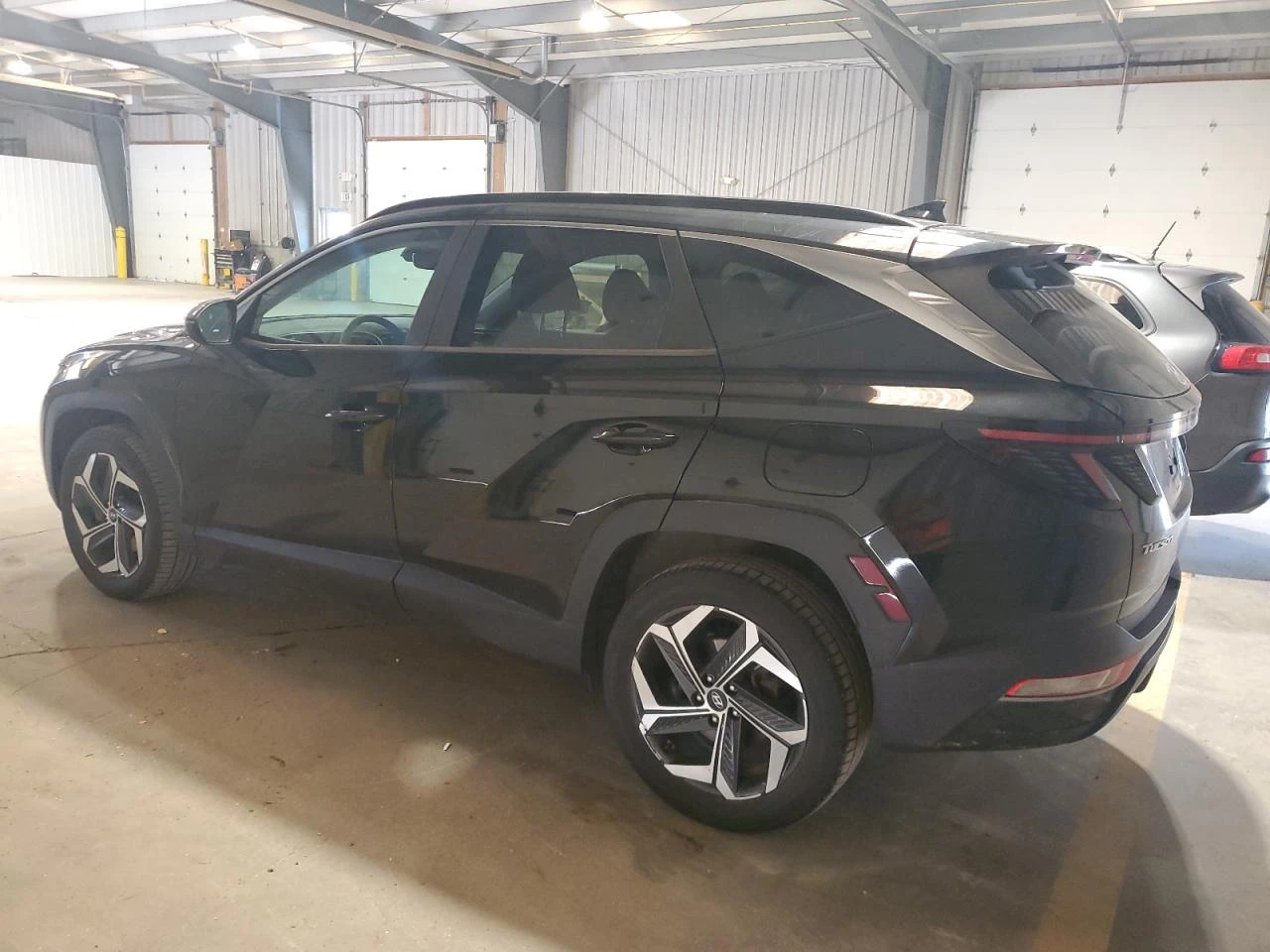 Hyundai Tucson 4X4/SEL/ВИДЕО НА МОТОРА/ПЪЛНА СЕРВИЗНА ИСТОРИЯ - изображение 6
