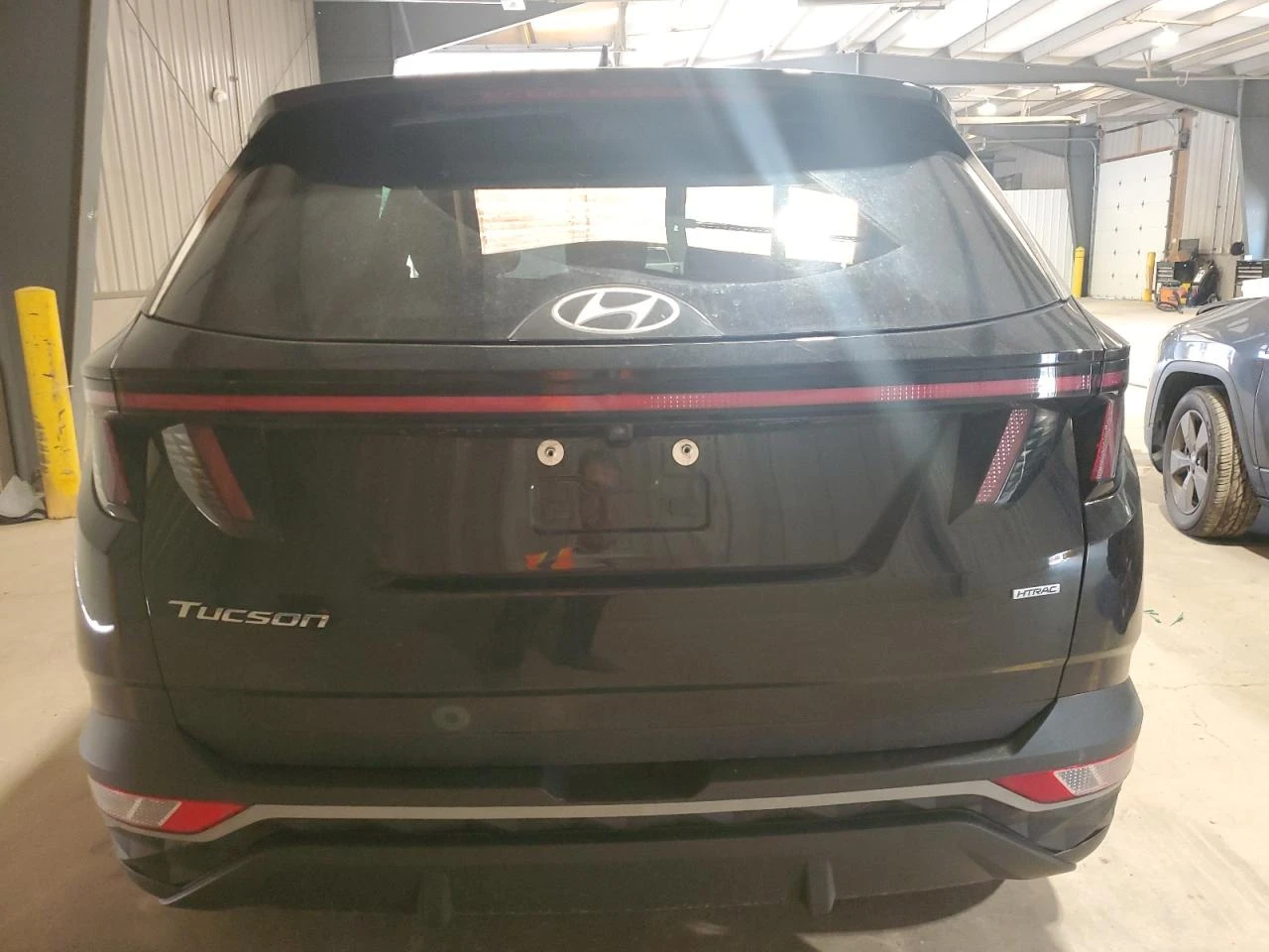 Hyundai Tucson 4X4/SEL/ВИДЕО НА МОТОРА/ПЪЛНА СЕРВИЗНА ИСТОРИЯ - изображение 5